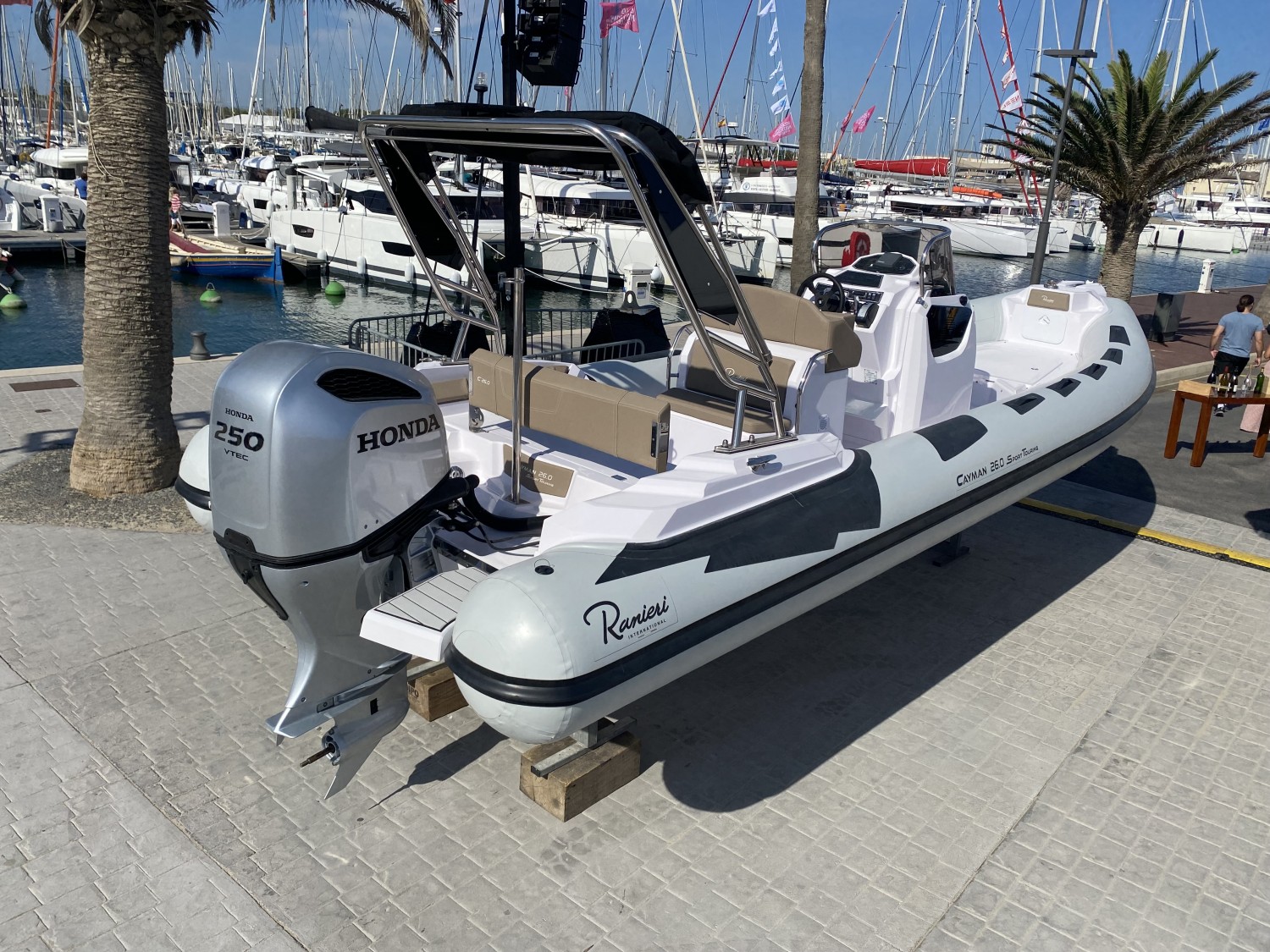 slider 0 Ranieri Cayman 26 Sport